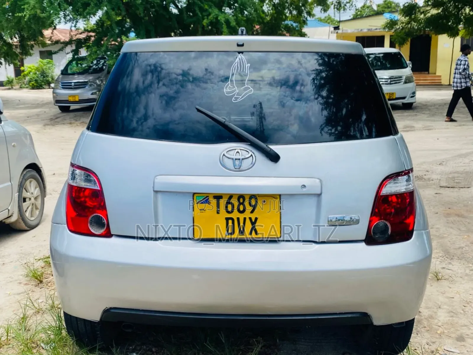Toyota IST 2005 Silver