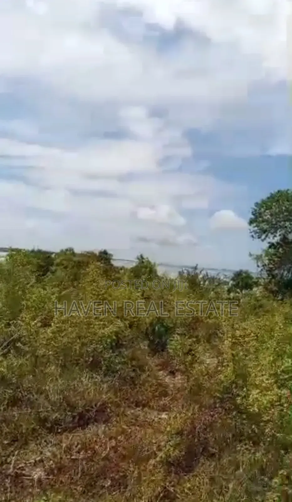 Beach Plot for Sale at Zanzibar Pongwe