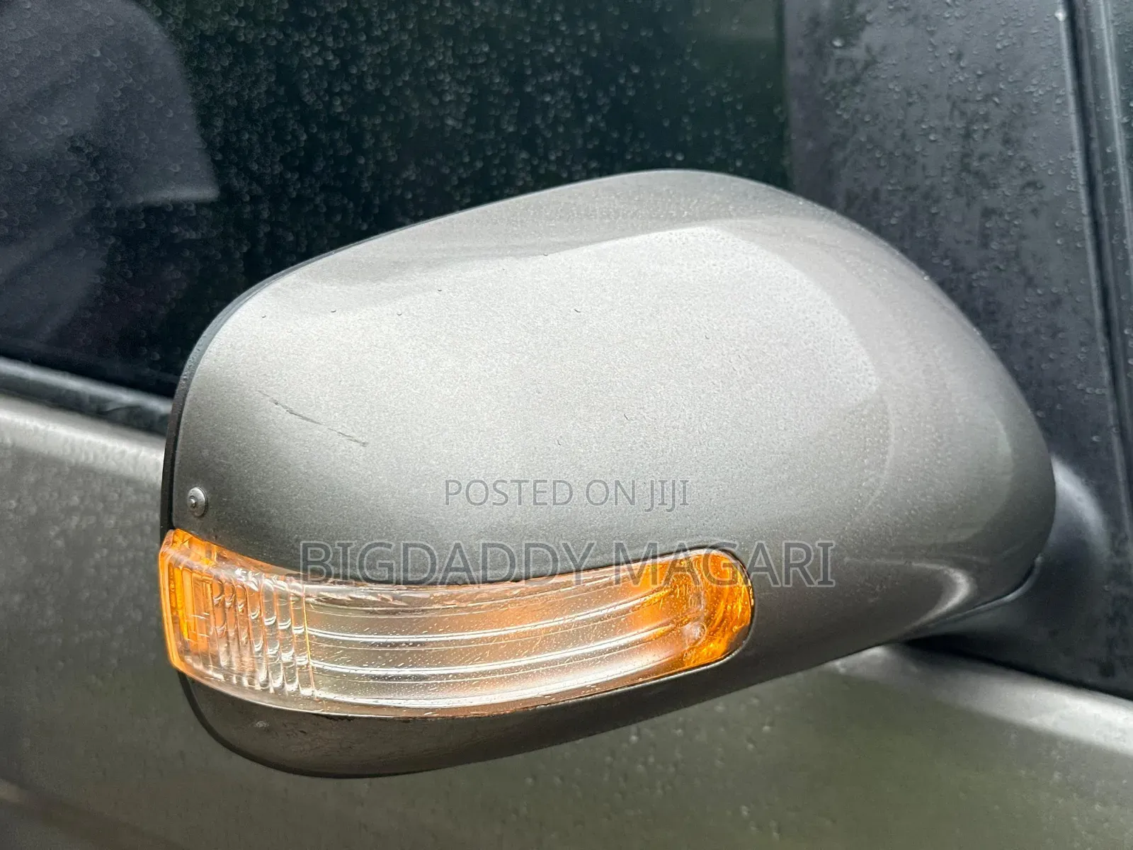 Toyota ISIS 2006 Gray