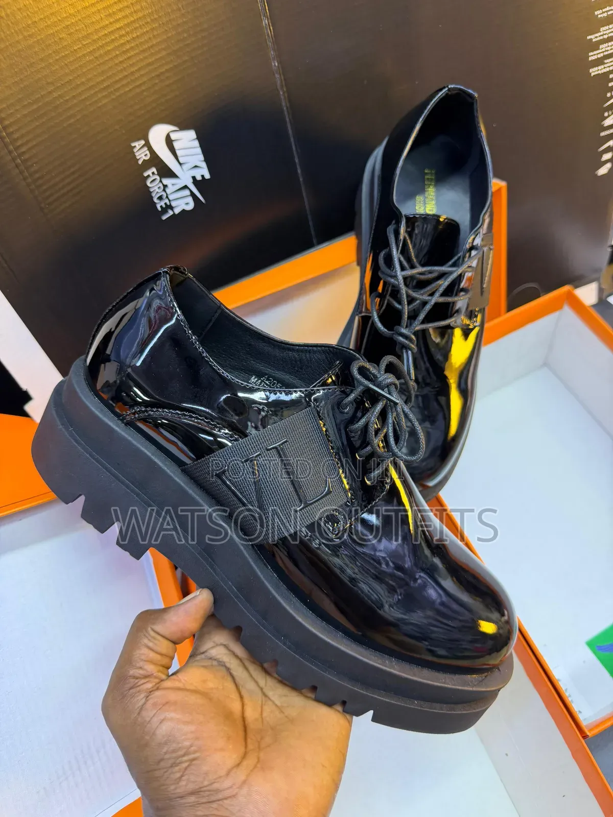Men's Leather Shoes Lv and Prada Brand Typically Fit for Graduation