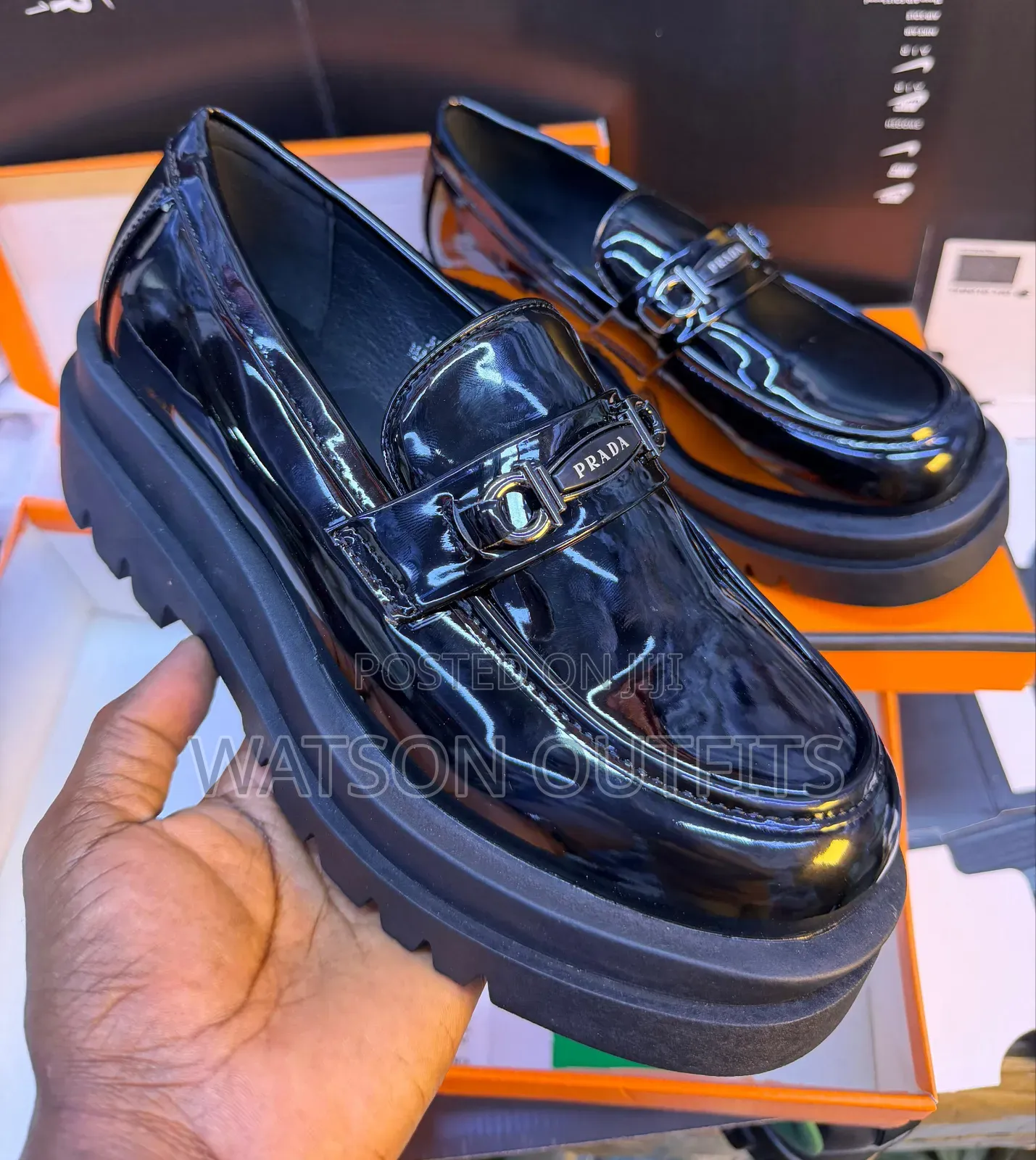 Men's Leather Shoes Lv and Prada Brand Typically Fit for Graduation