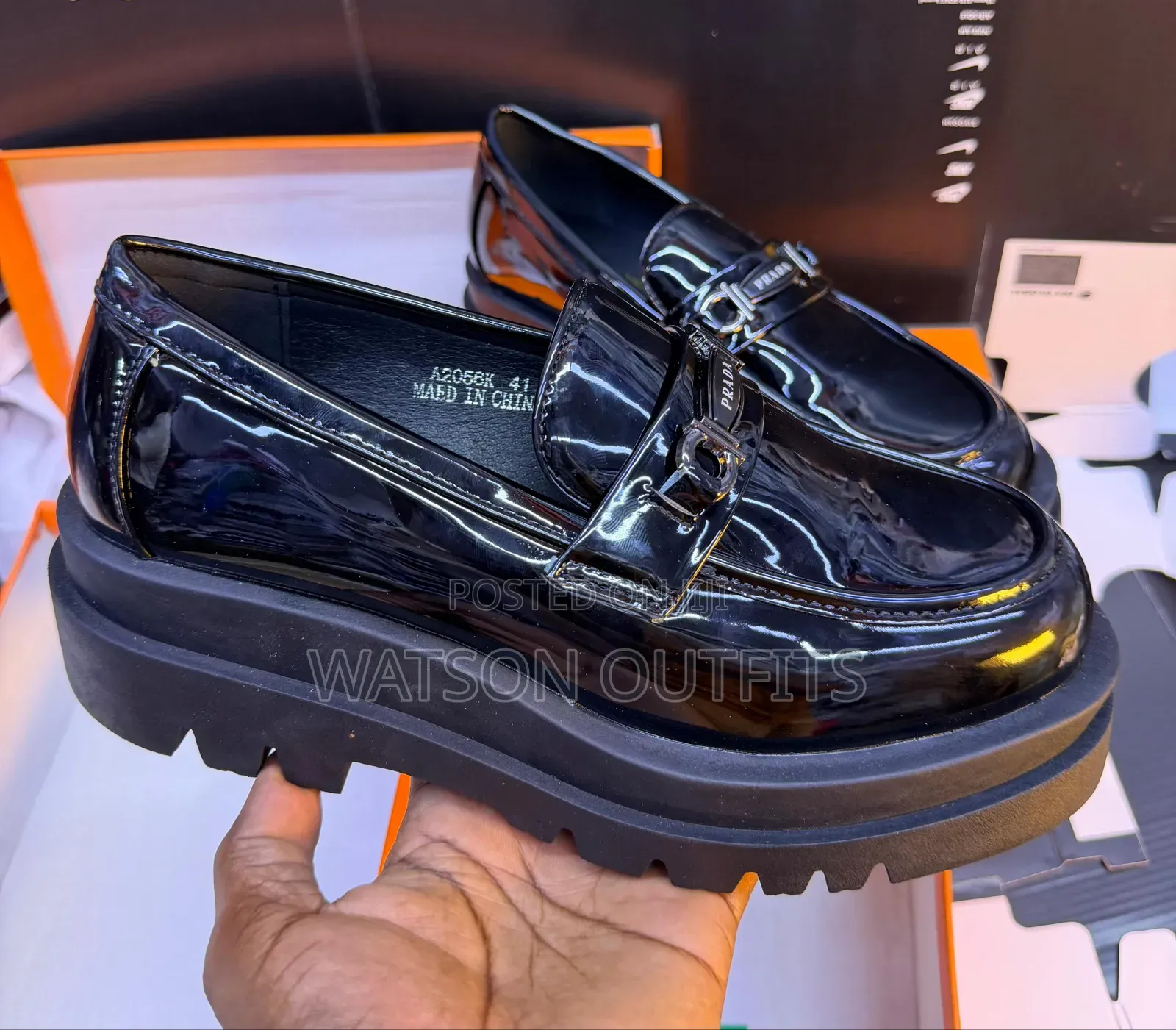 Men's Leather Shoes Lv and Prada Brand Typically Fit for Graduation