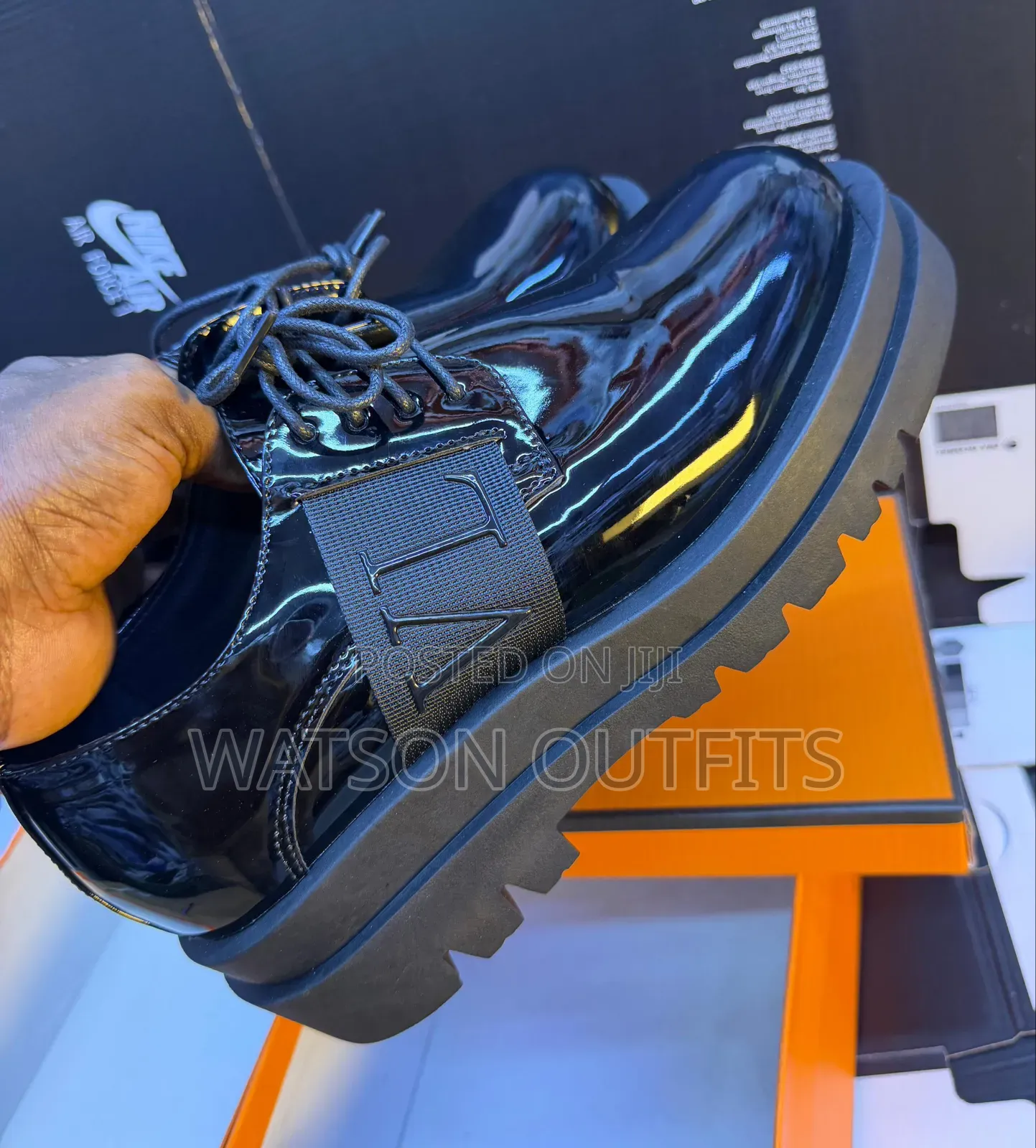 Men's Leather Shoes Lv and Prada Brand Typically Fit for Graduation