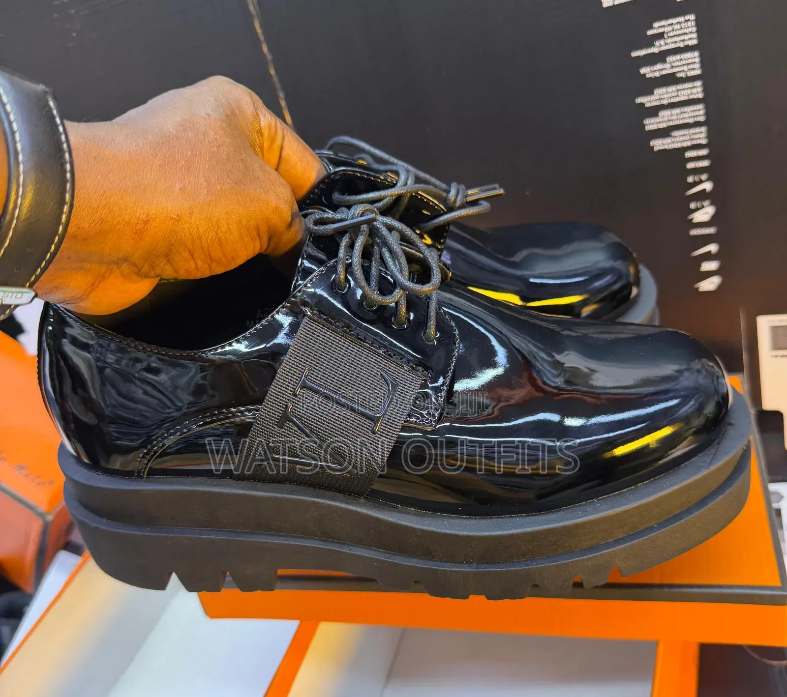 Men's Leather Shoes Lv and Prada Brand Typically Fit for Graduation