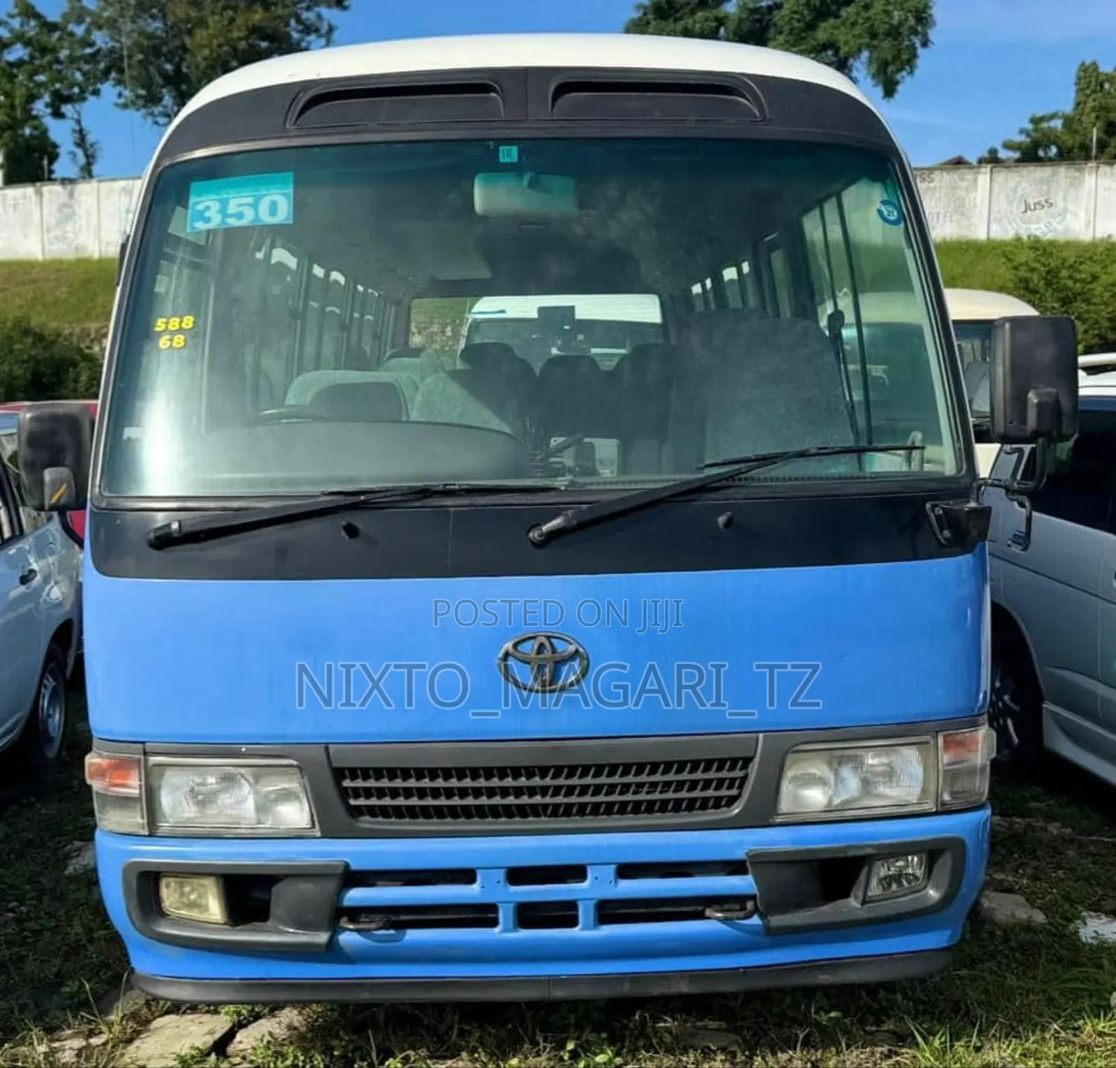Toyota Coaster 2004 Blue