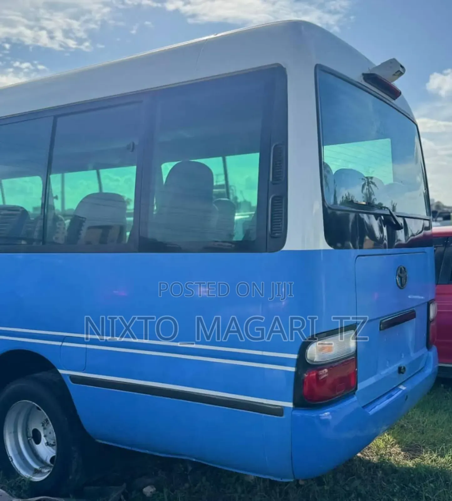 Toyota Coaster 2004 Blue