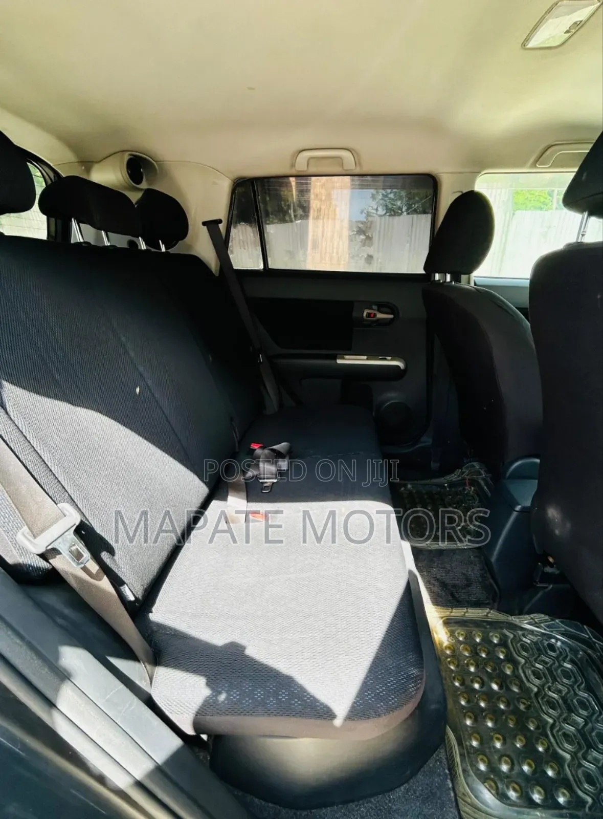 Toyota Corolla Rumion Hatchback 1.5 FWD 2009 Black