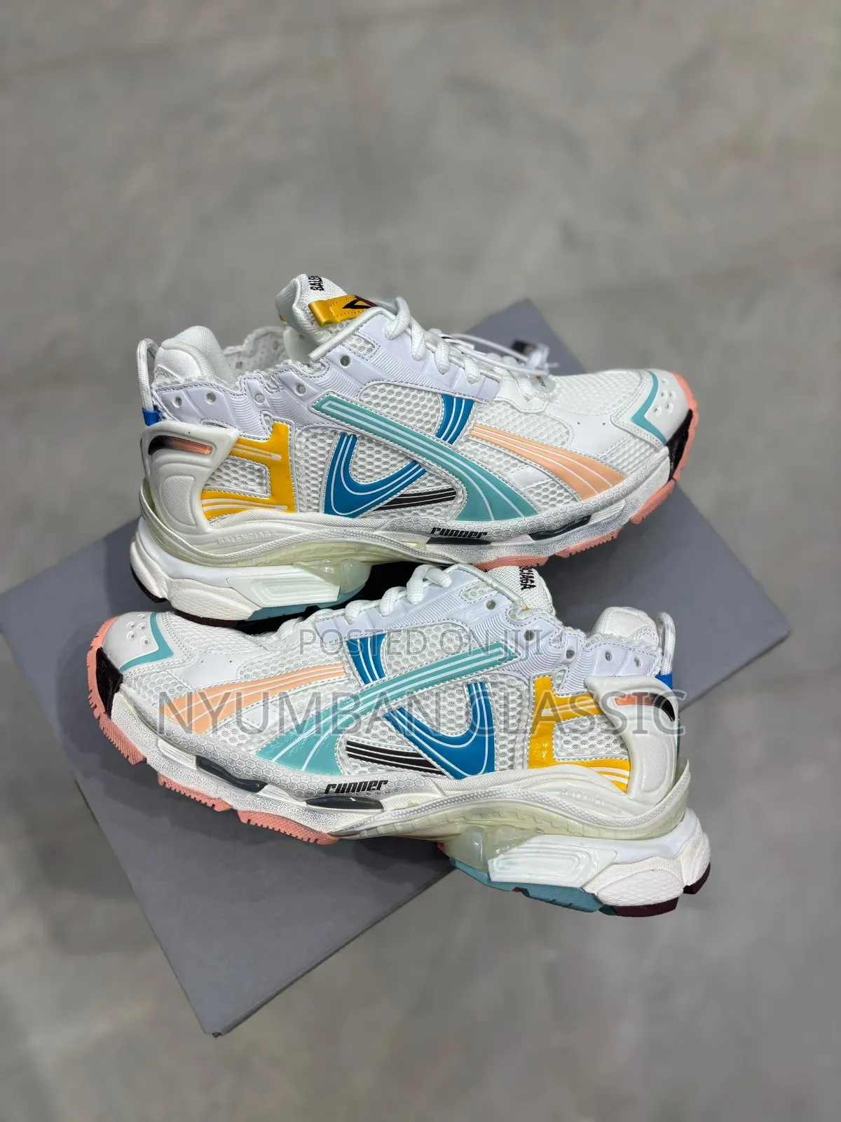 Gentromen Balanciaga Runner Original Shoes