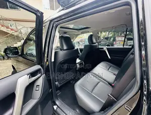 Toyota Land Cruiser Prado 2.8 2021 Black