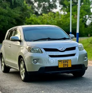 Toyota IST 2008 Silver