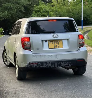 Toyota IST 2008 Silver