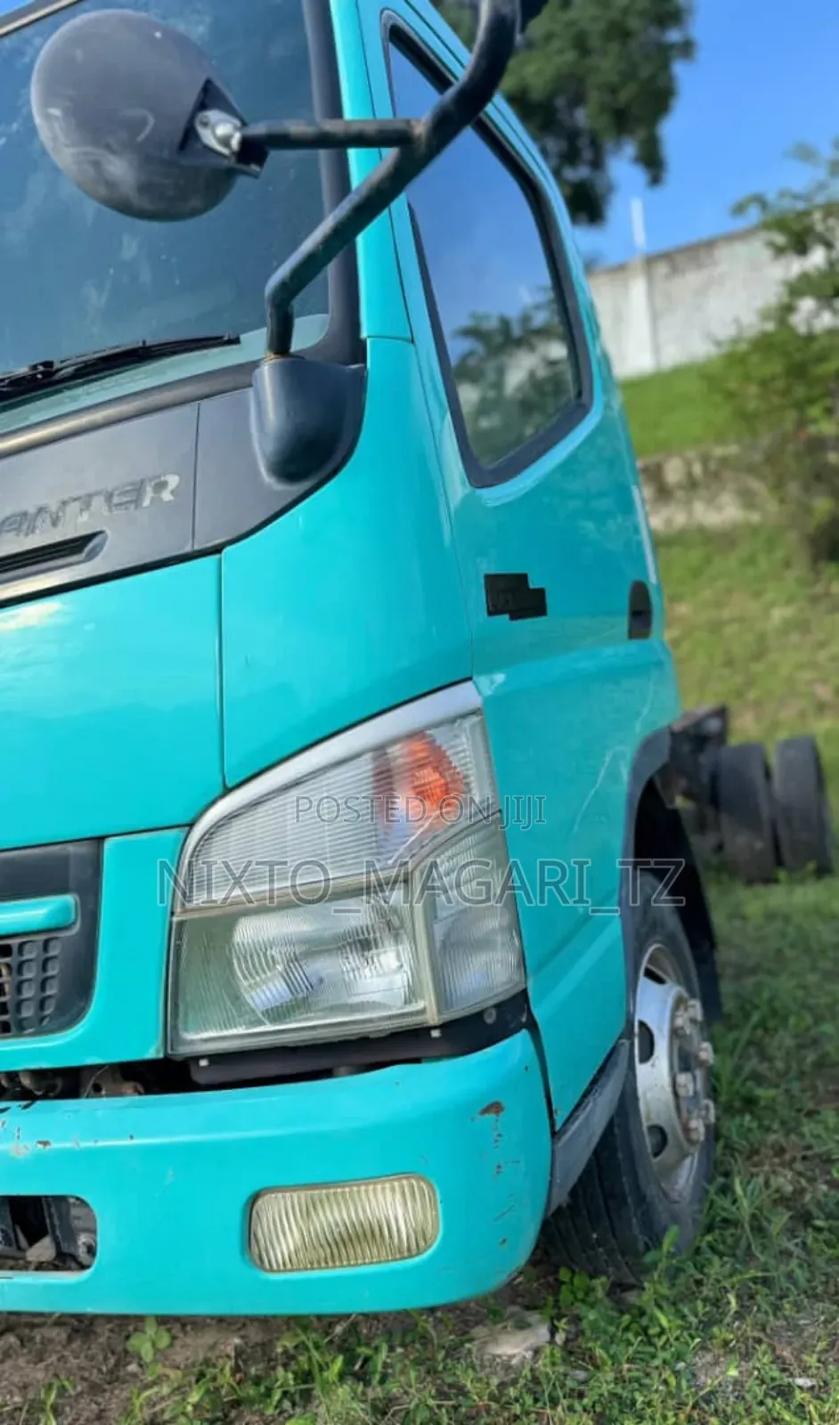 Mitsubishi Fuso 6d61 2004 Blue