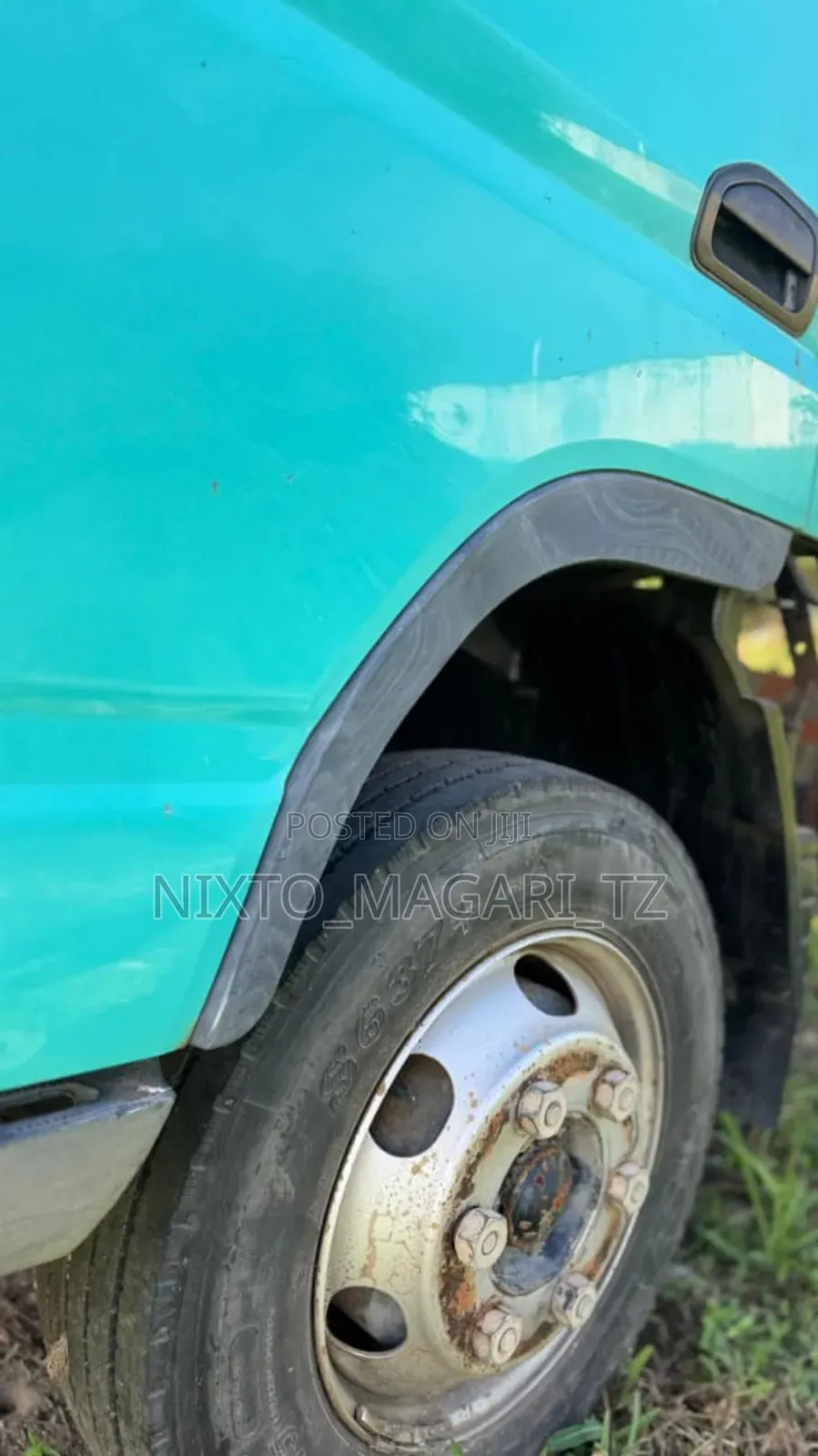 Mitsubishi Fuso 6d61 2004 Blue