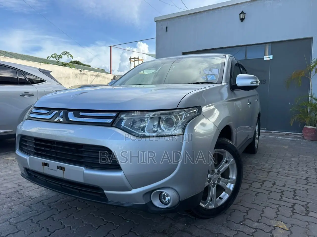 Mitsubishi Outlander 2013 Silver