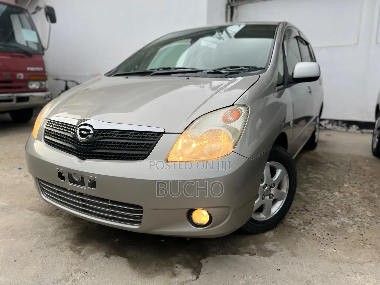 Toyota Corolla Spacio 2003 Gold