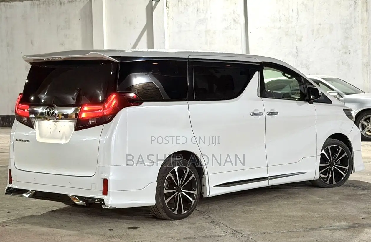 Toyota Vellfire 2016 Pearl