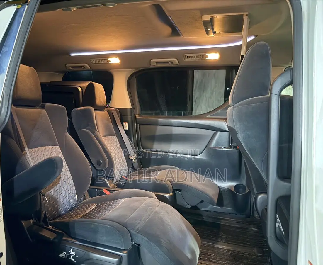 Toyota Vellfire 2016 Pearl