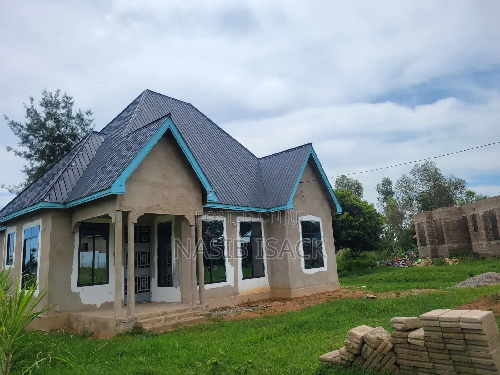 Furnished 3bdrm House in Buswelu for sale