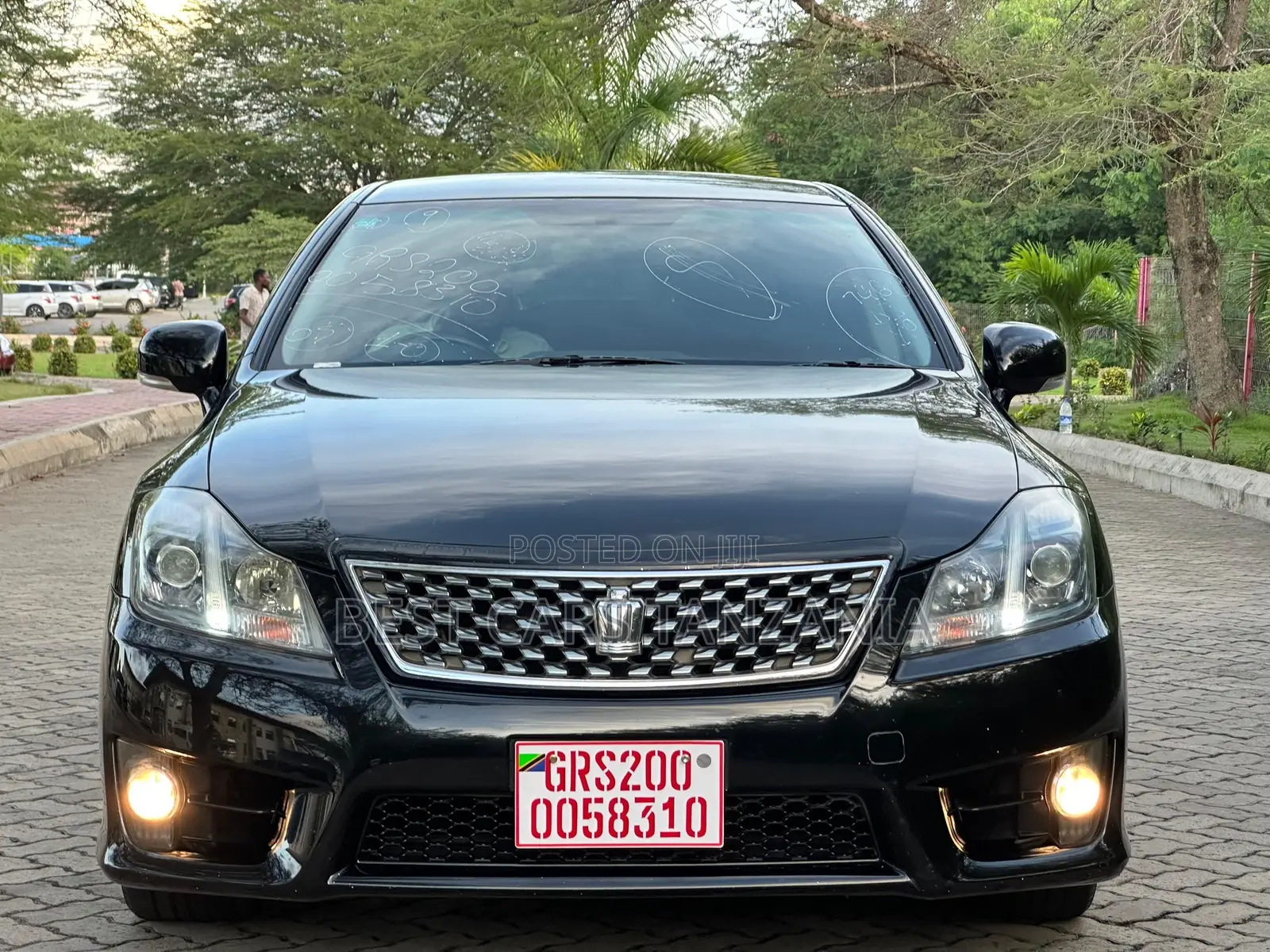 Toyota Crown 2011 Black