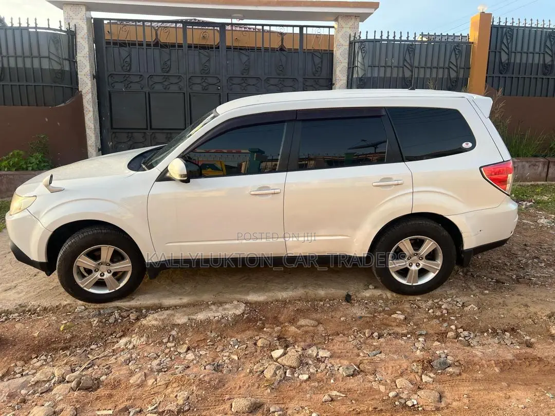 Subaru Forester 2011 White