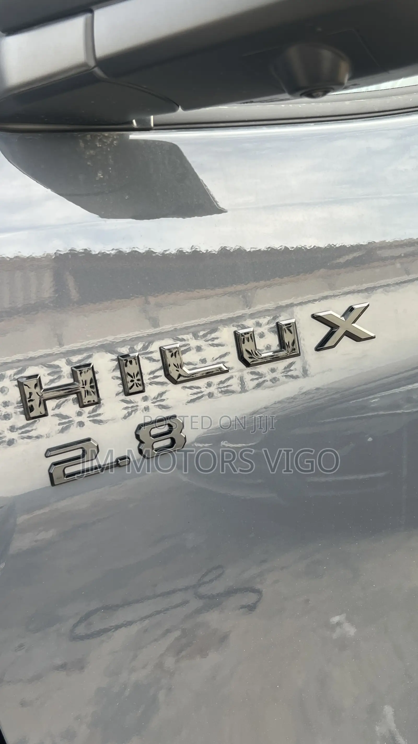 New Toyota Hilux 2025 Gray