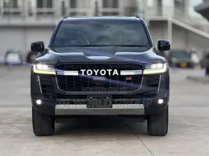 Toyota Land Cruiser LC300 2024 Gray