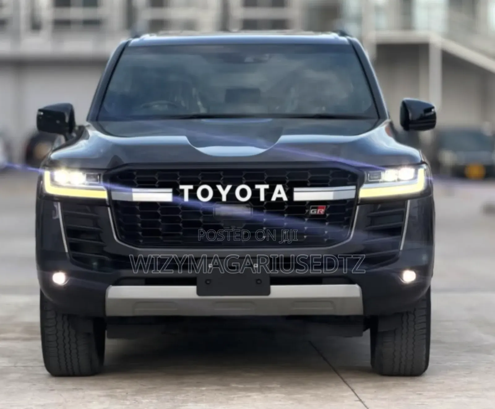 Toyota Land Cruiser LC300 2025 Gray