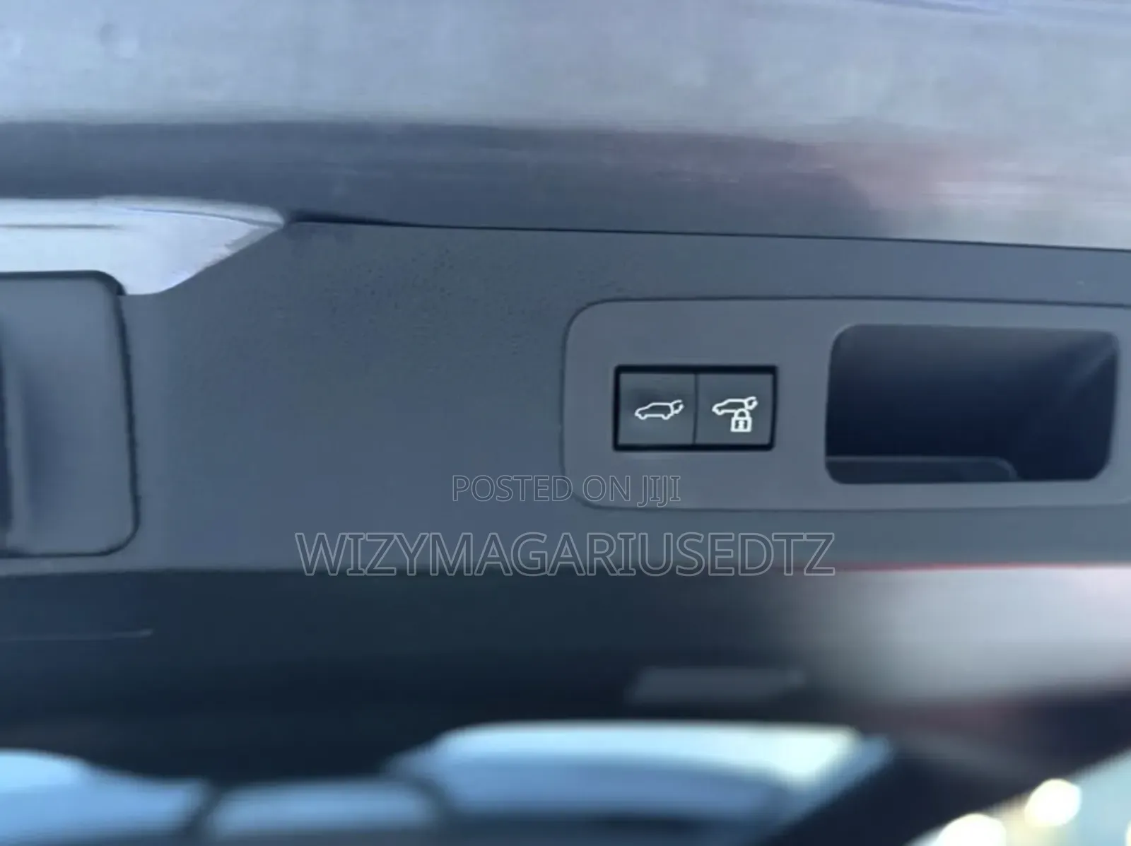 Toyota Land Cruiser LC300 2025 Gray