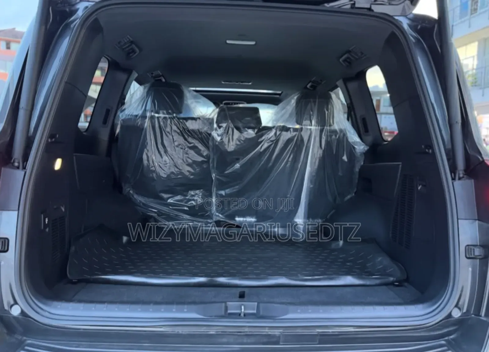 Toyota Land Cruiser LC300 2025 Gray