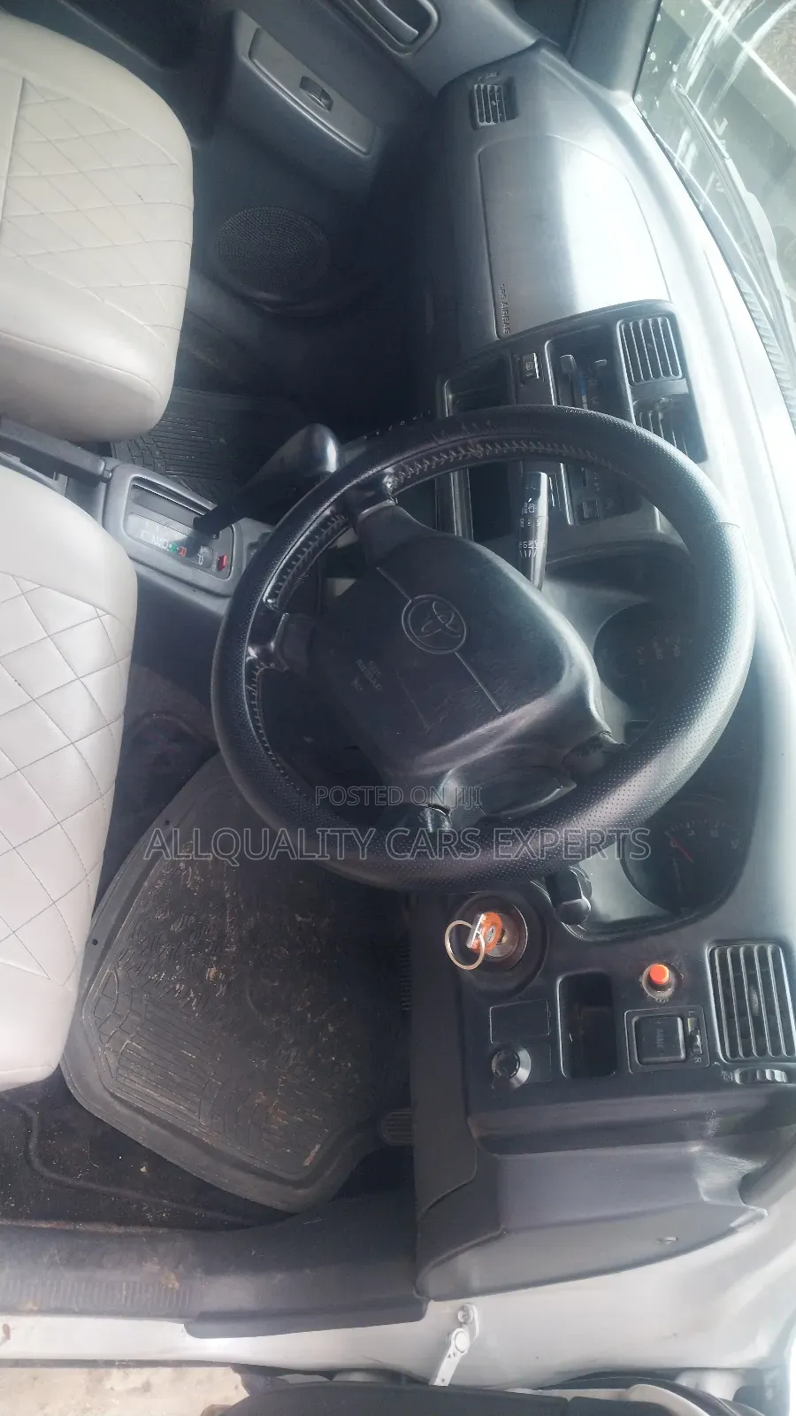 Toyota RAV4 Cabriolet 1998 Pearl