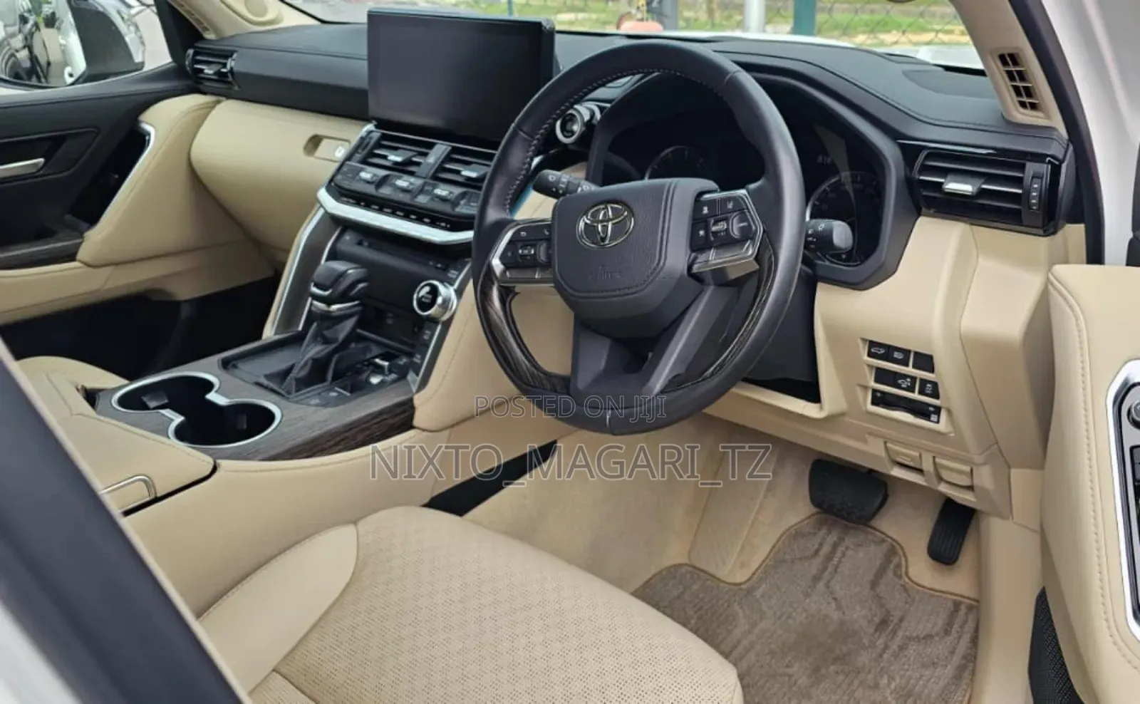 Toyota Land Cruiser 2023 White