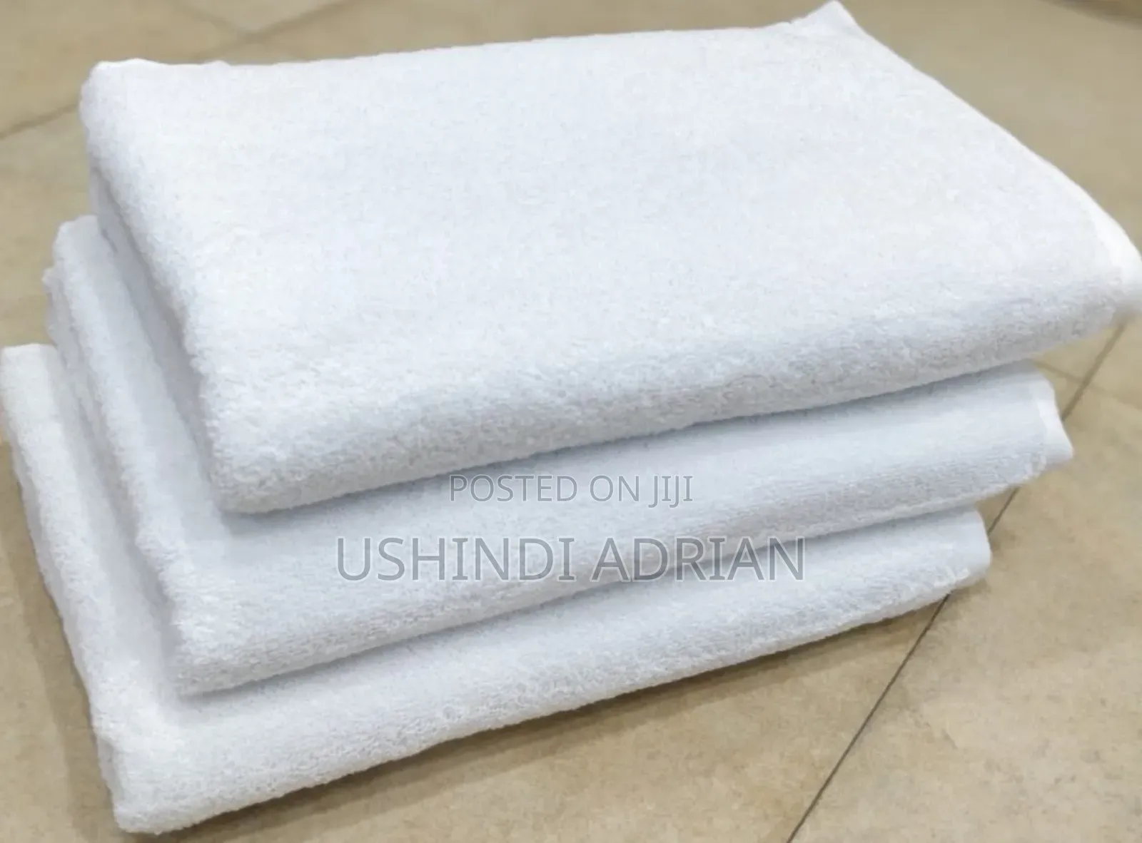 Taulo Nyeupe–Nzuri Na Imara Size: 60×120 Cm Bei: TSH 50,000