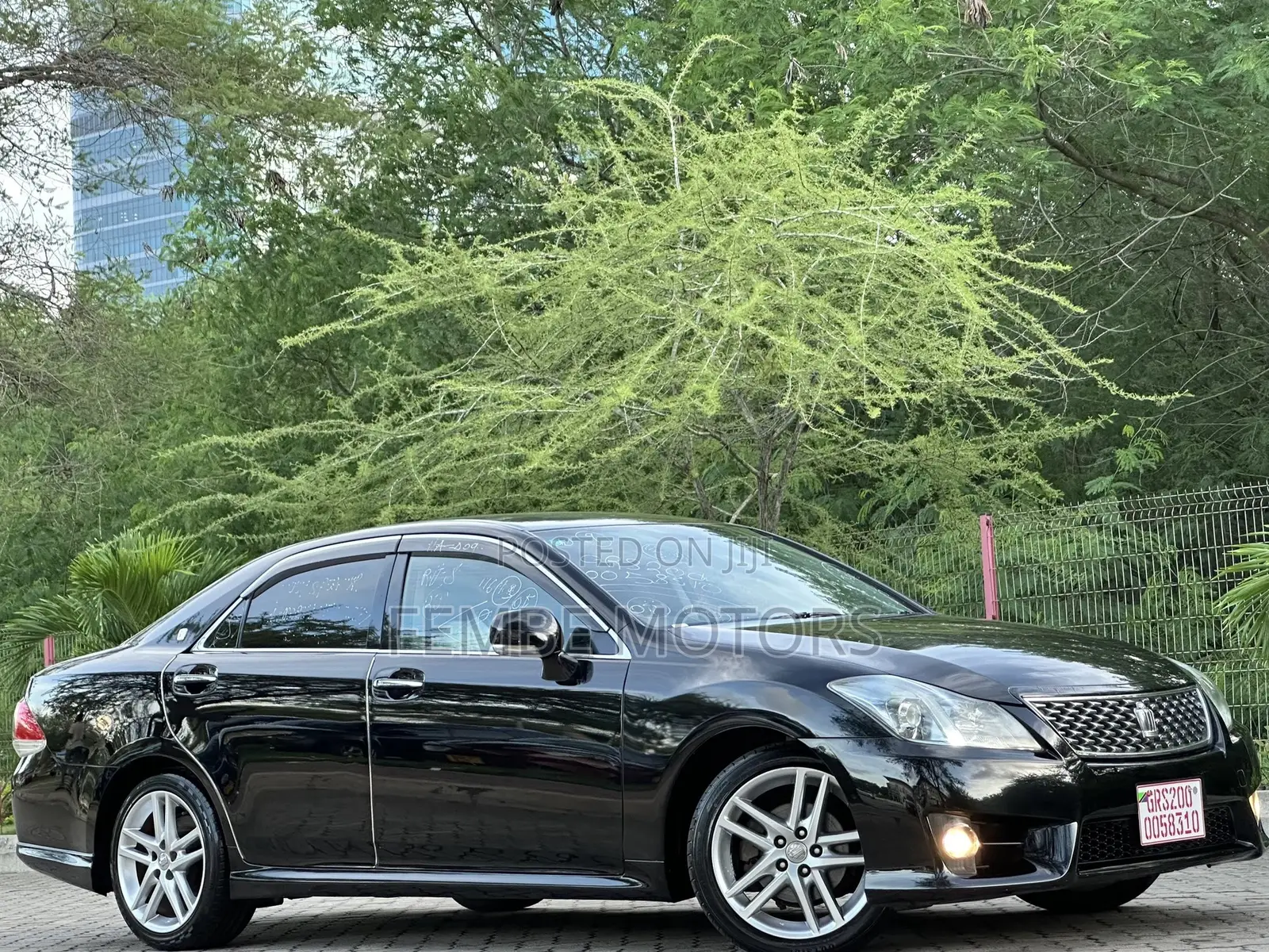 Toyota Crown 2011 Black