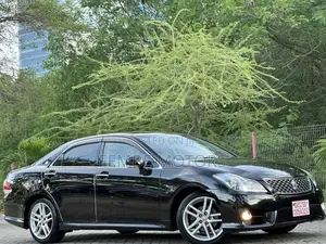 Toyota Crown 2011 Black