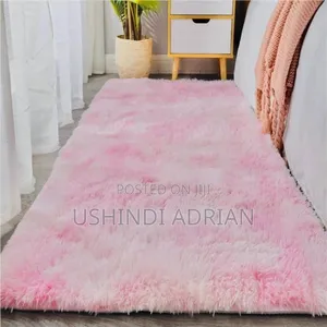 Bedside Ya Manyoya
Ukubwa: 60×180 Cm (3×6)
Bei: TSH 50,000