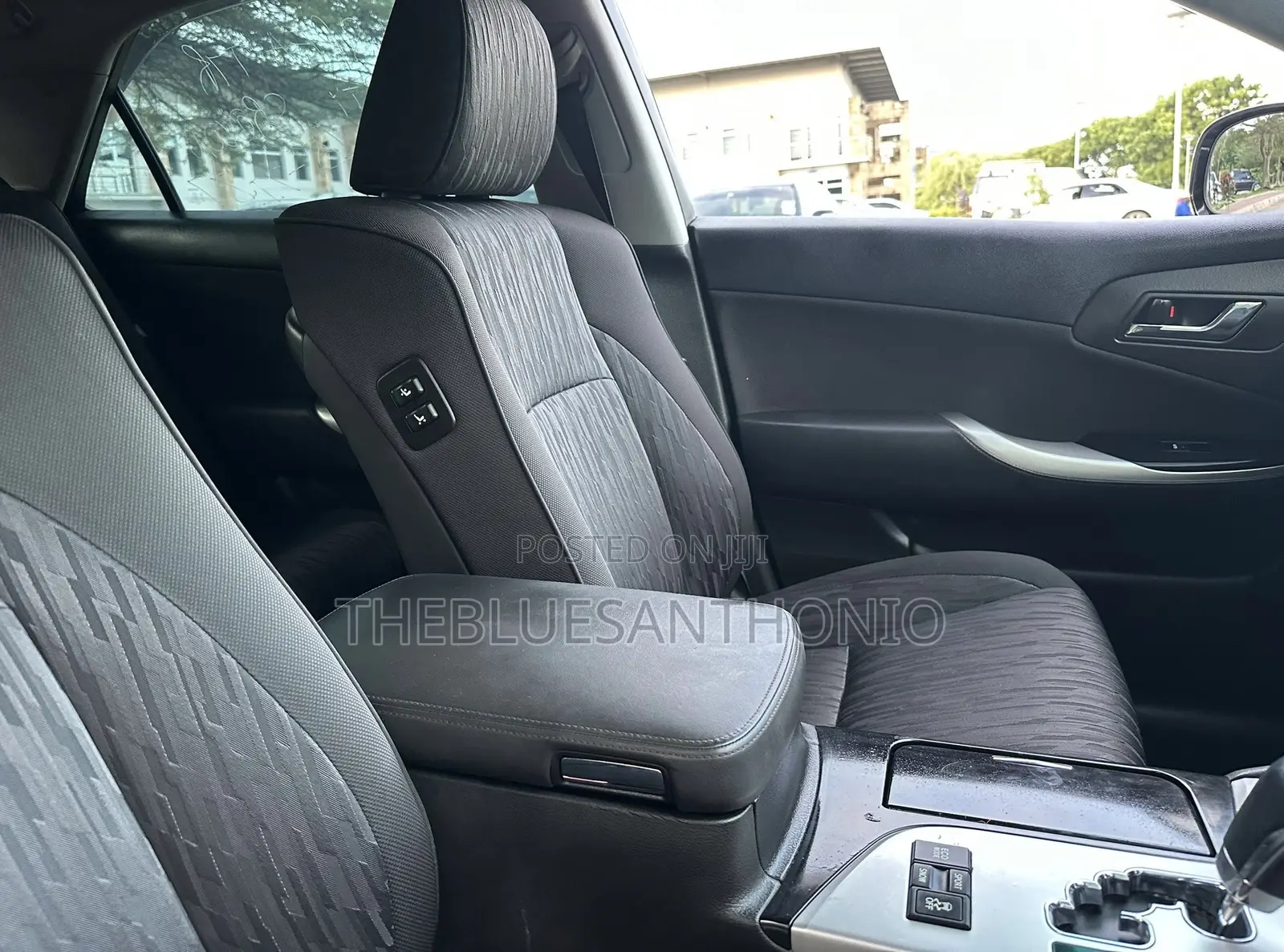 Toyota Crown 2011 Black