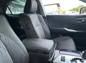 Toyota Crown 2011 Black