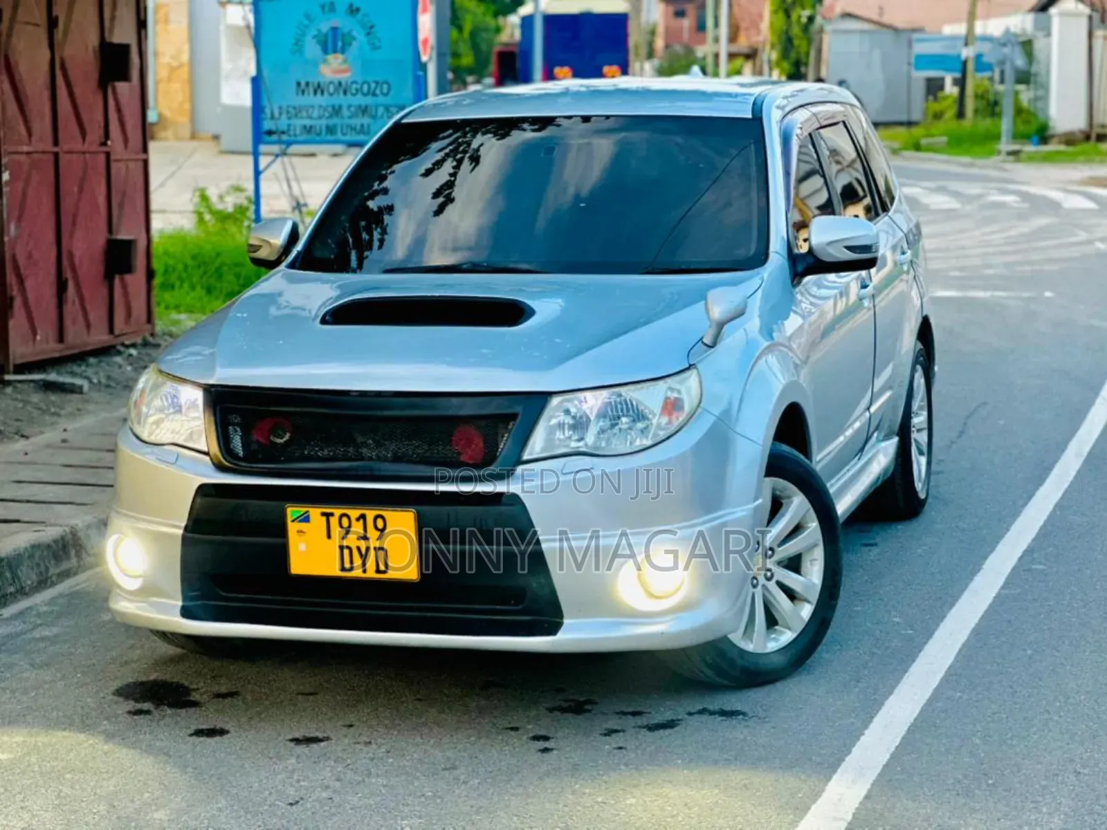 Subaru Forester 2011 Silver