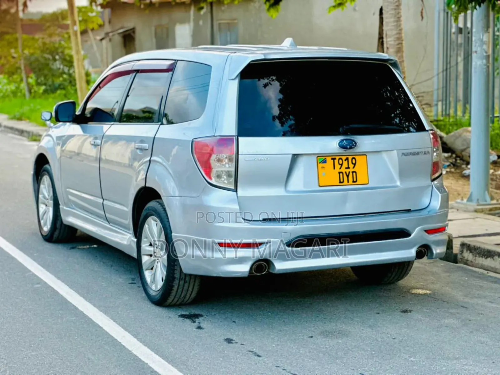 Subaru Forester 2011 Silver