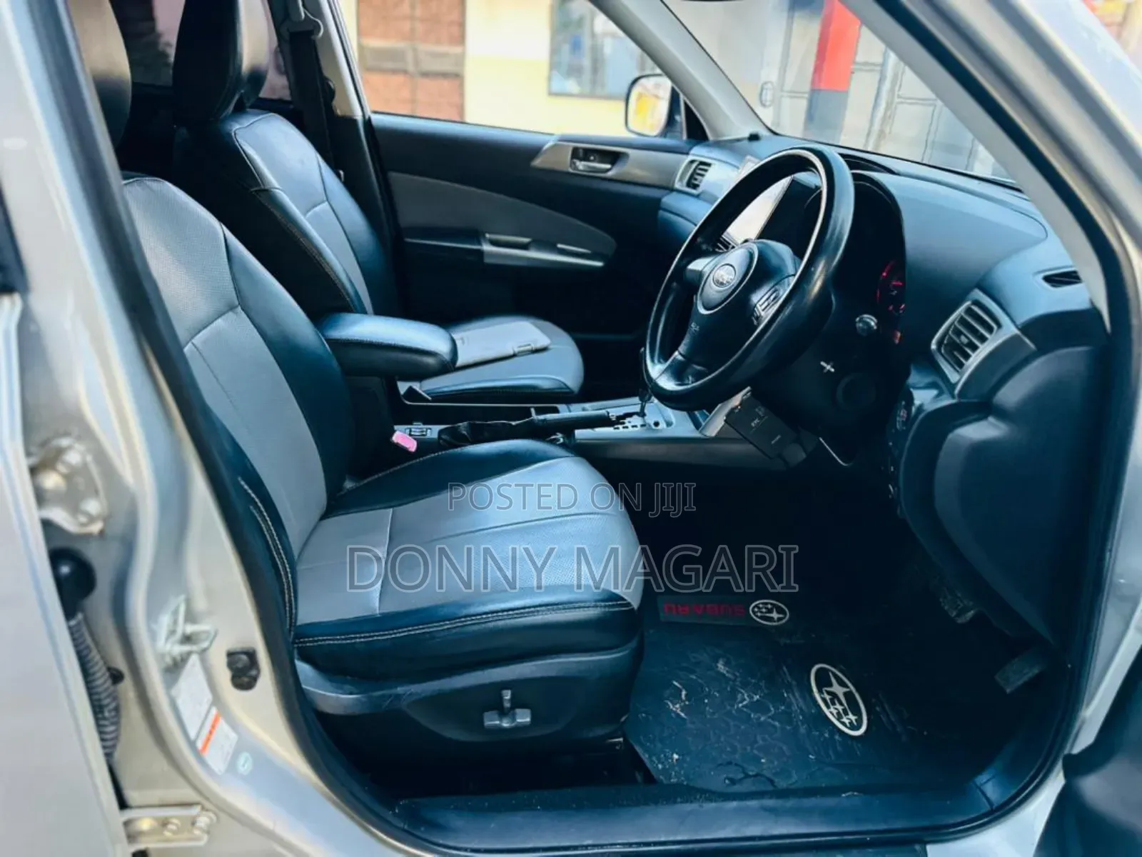 Subaru Forester 2011 Silver