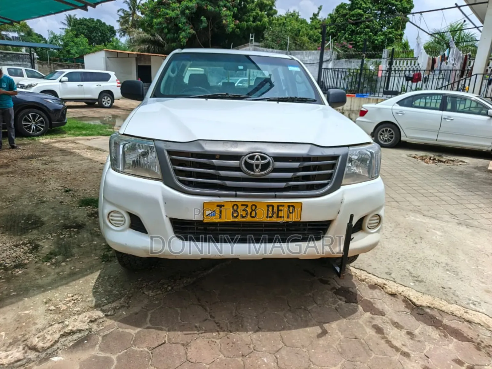 Toyota Hilux 2015 White