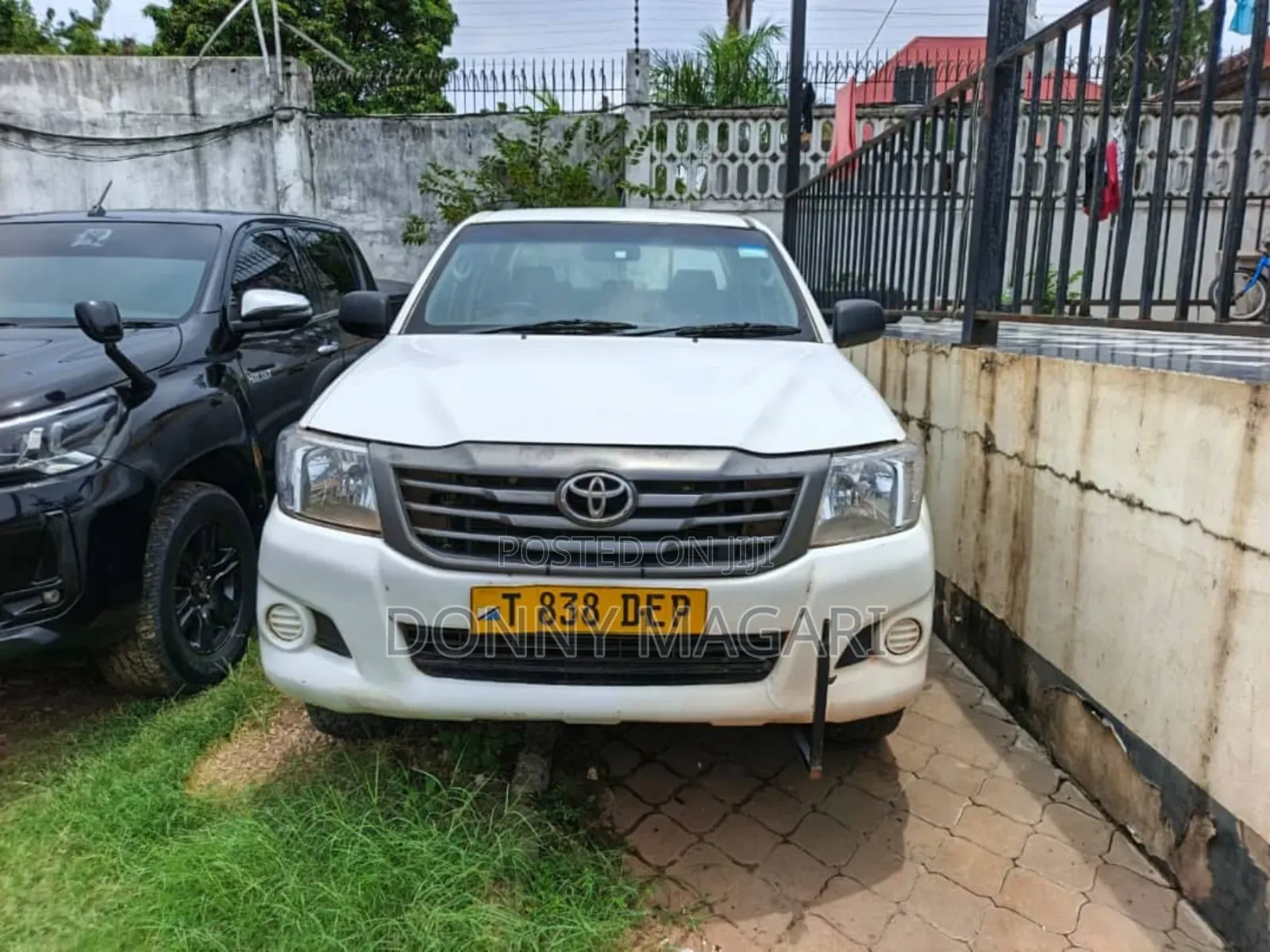 Toyota Hilux 2015 White