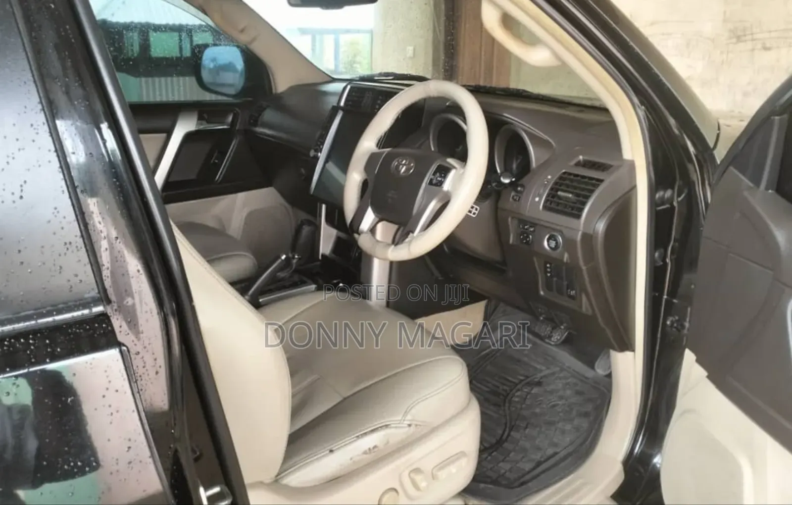 Toyota Land Cruiser Prado 2010 Black