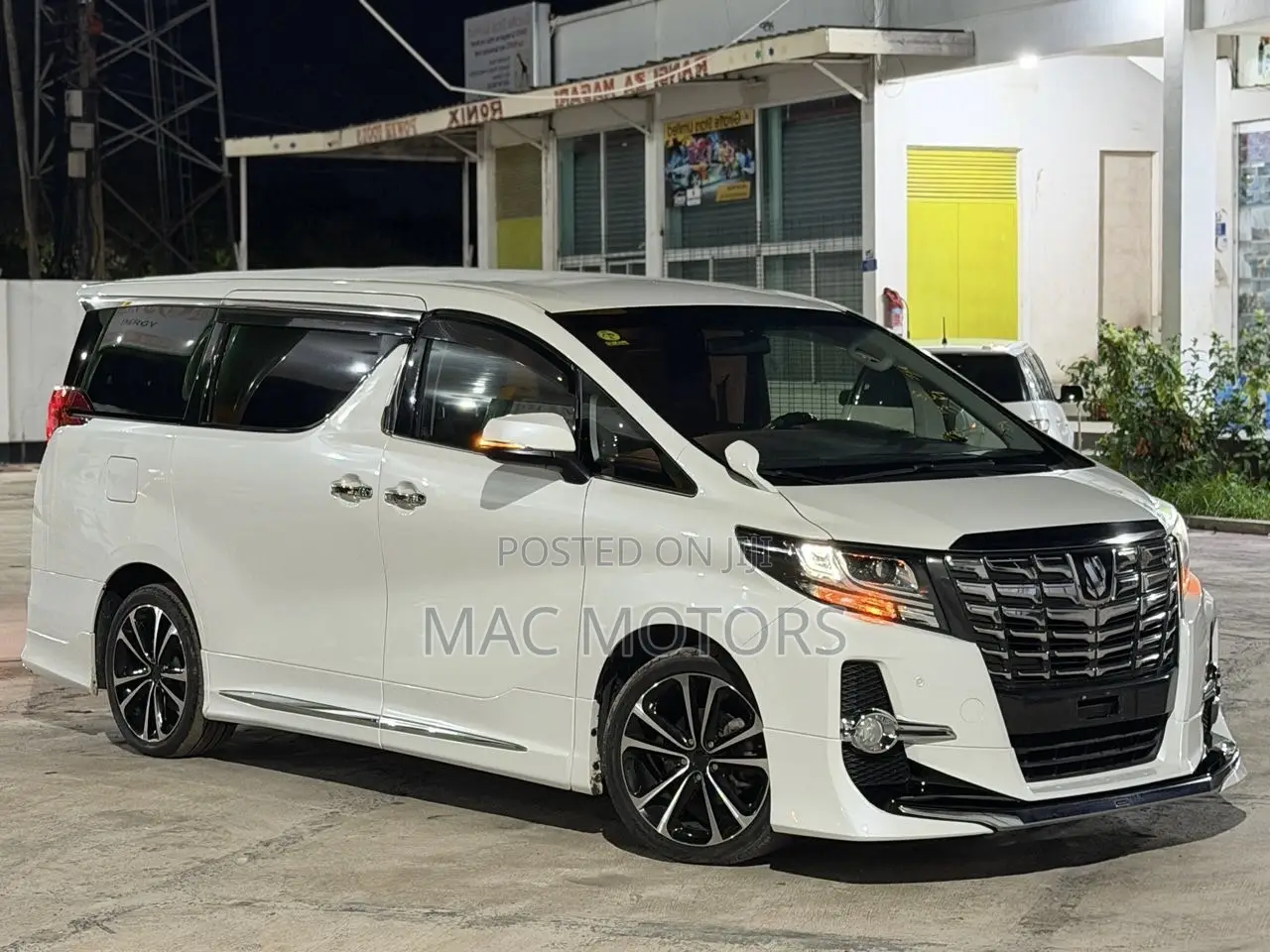 Toyota Alphard 2016 White