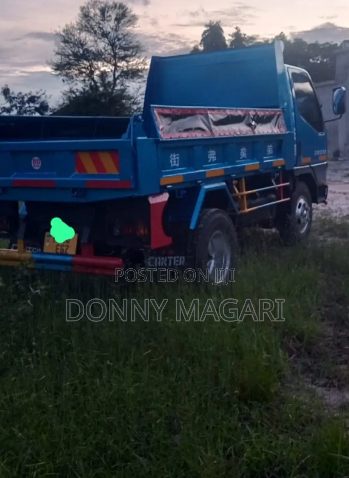 Mitsubishi Canter 2000 Blue