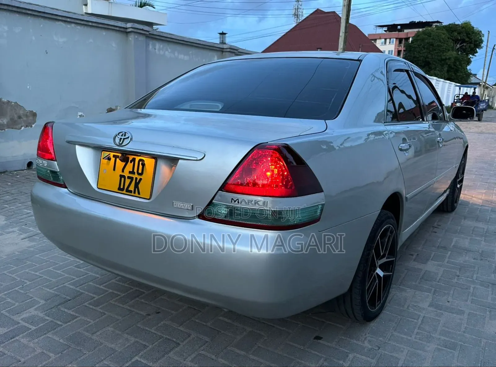 Toyota Mark II 2004 Silver