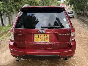 Subaru Forester 2012 Burgundy