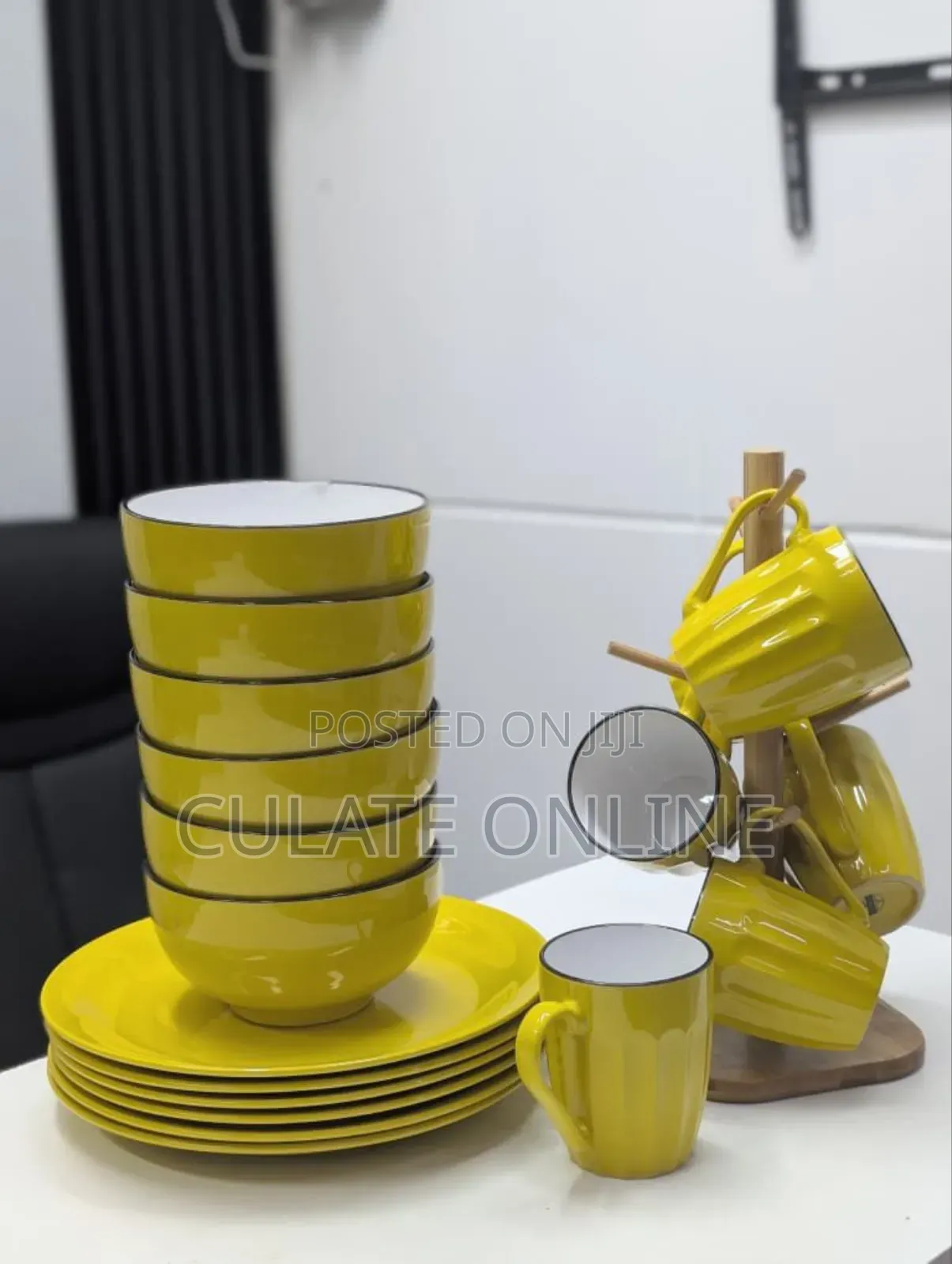 18pcs Fancy Colors Dinner Set