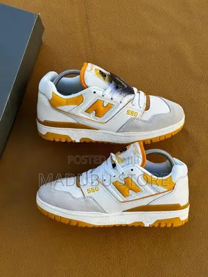 New Balance 550