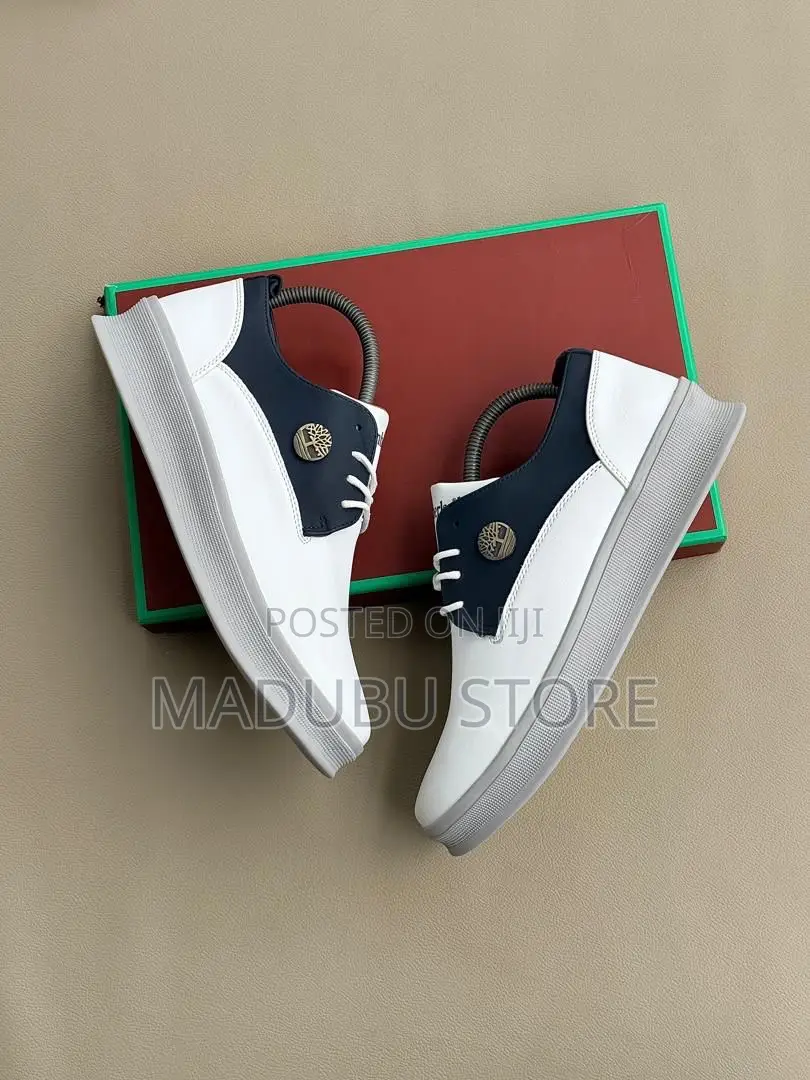 Lv Casual and Timber